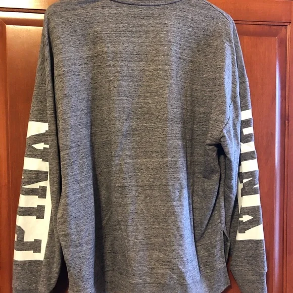 PINK Victoria’s Secret Gray 1/4 Zip Pullover Size Large - Picture 6 of 7
